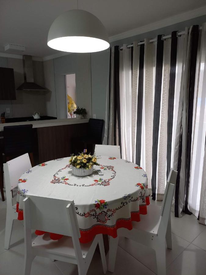 Apartamento Familiar No Centro De Pomerode. מראה חיצוני תמונה